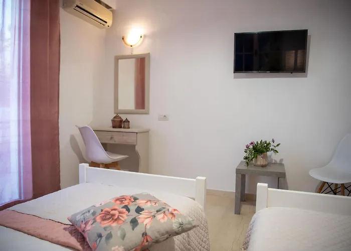 Apart-hotel Kolevri - 650m From Center, By Zantewize Laganas