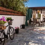 Kolevri - 650m From Center, By Zantewize 3*
